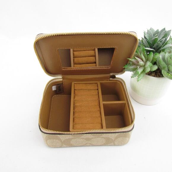 Coach Large Jewelry Box In Signature Canvas - Picture 7 of 8